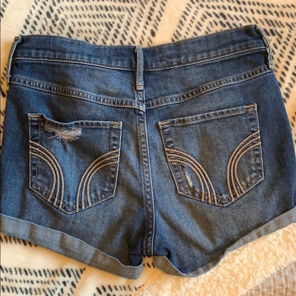 Hollister high rise shorts - Picture 2 of 2